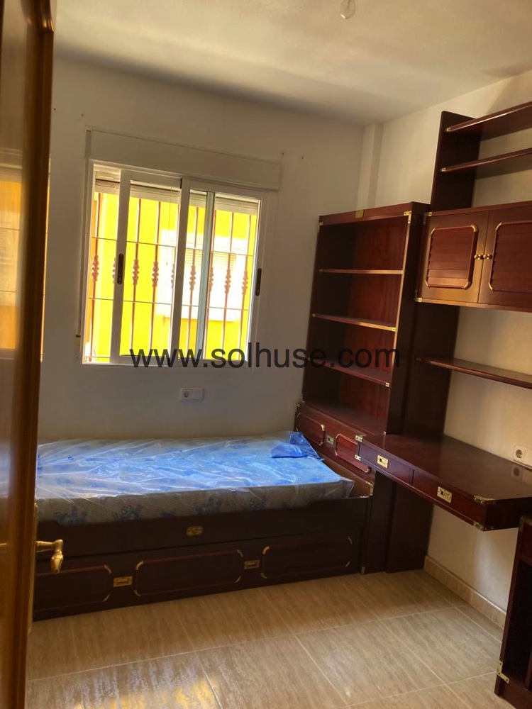 Large 5 bedroom Triplex in Bahia