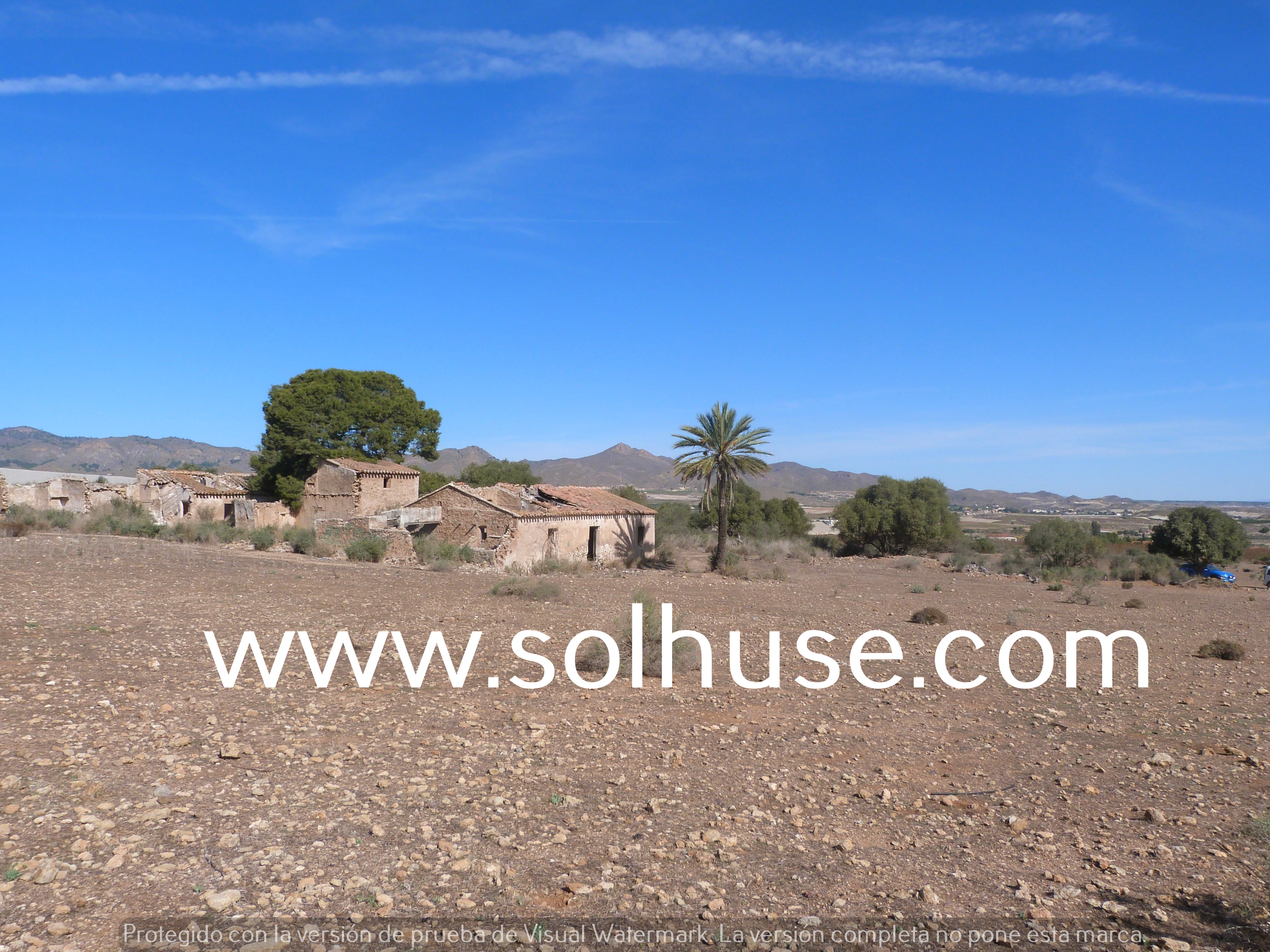 Project of a house of 120m2 on plot of 12´000m2, Leiva.
