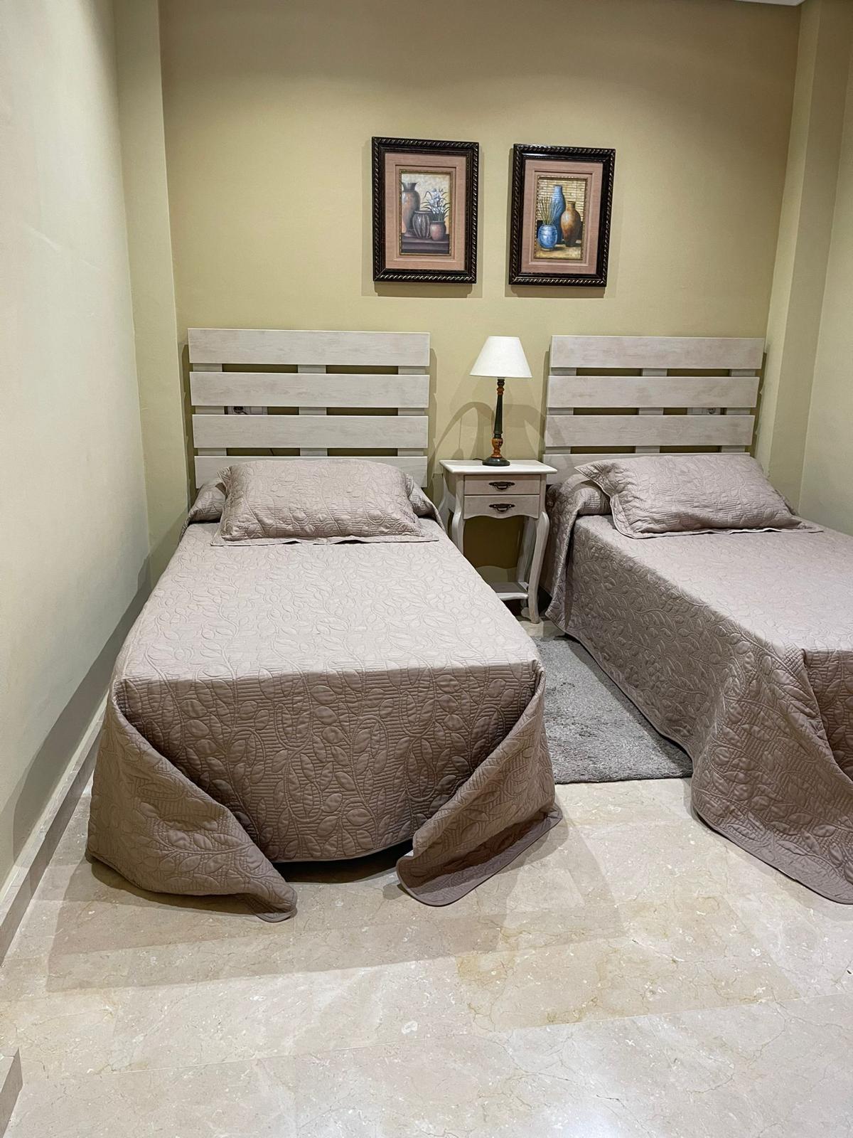 FANTASTIC 2 BEDS FULLY UPGRADED MOJON HILLS