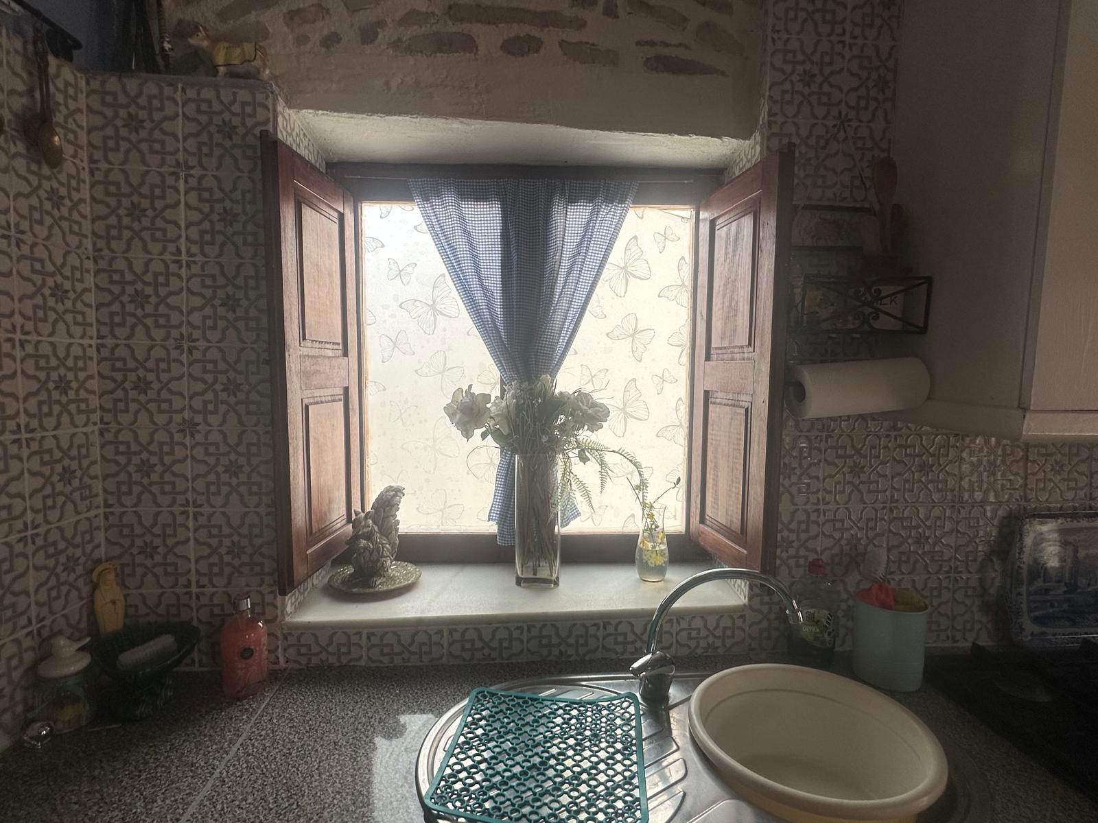 FANTASTIC 2 BEDROOM COTTAGE HOUSE IN THE COUNTRY CLOSE TO SEA