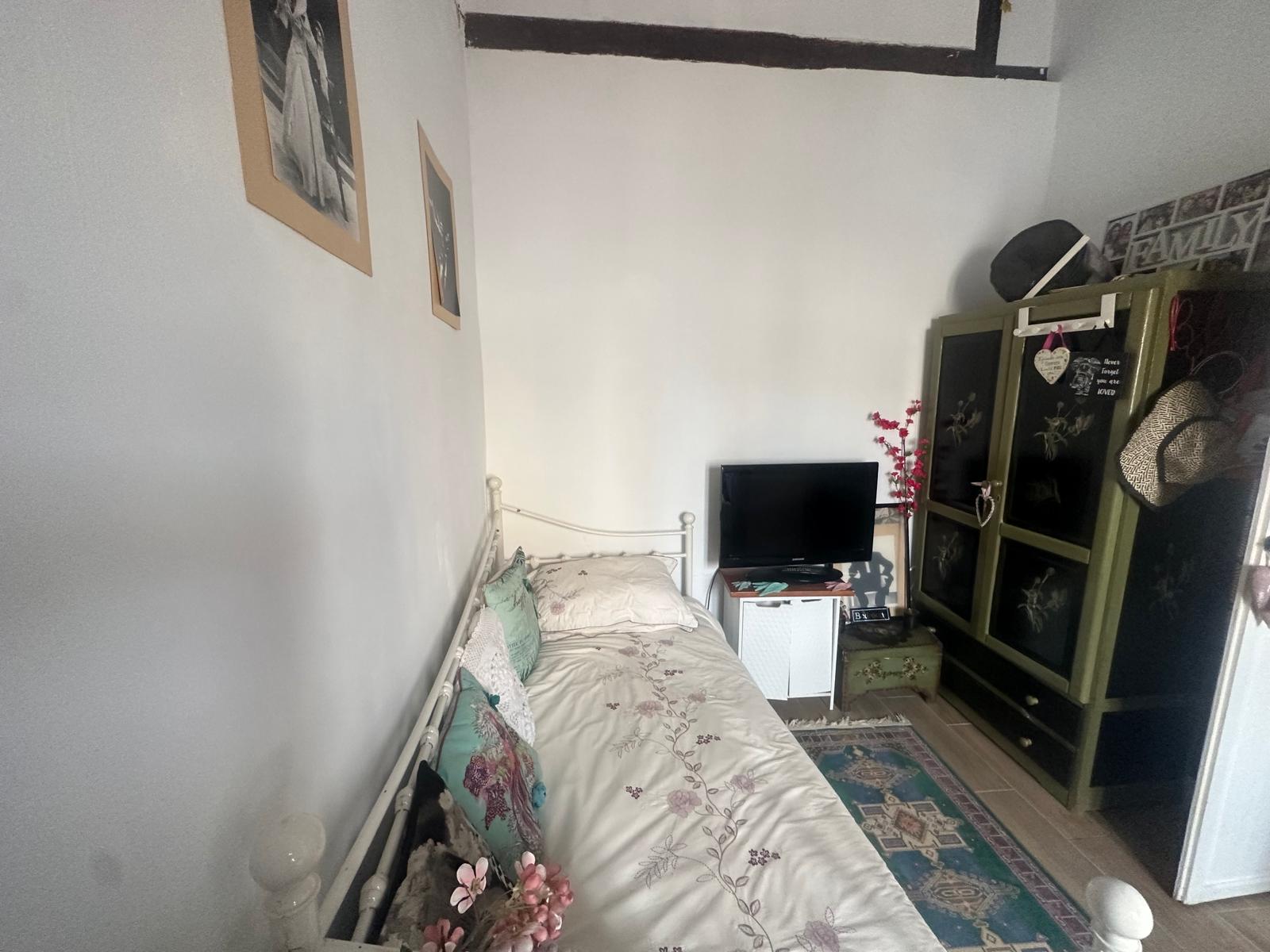 FANTASTIC 2 BEDROOM COTTAGE HOUSE IN THE COUNTRY CLOSE TO SEA