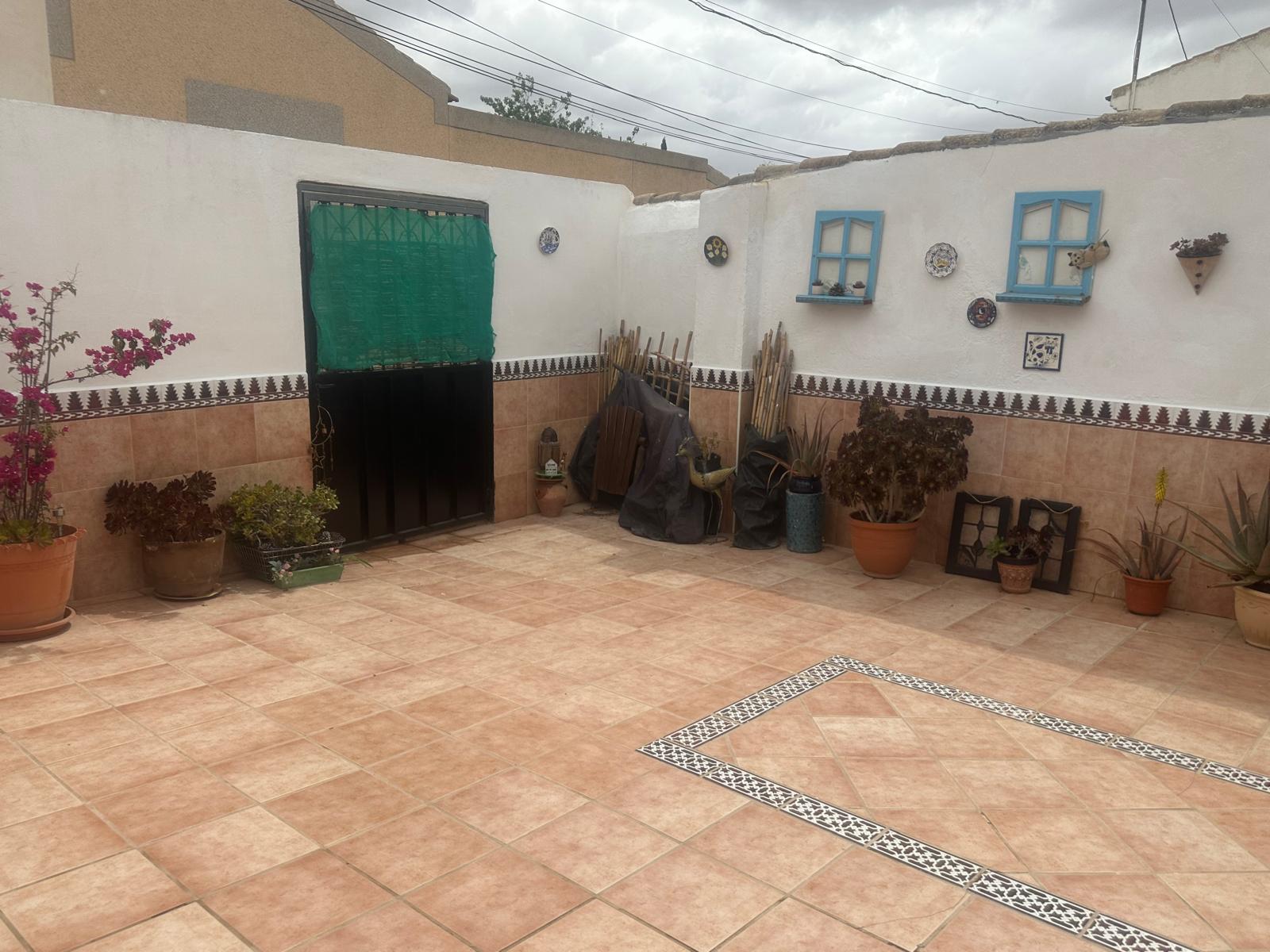 FANTASTIC 2 BEDROOM COTTAGE HOUSE IN THE COUNTRY CLOSE TO SEA