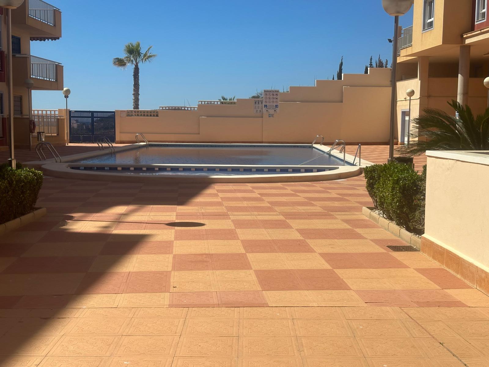 FANTASTIC 1 BED APARTMENT IN LA CUMBRE
