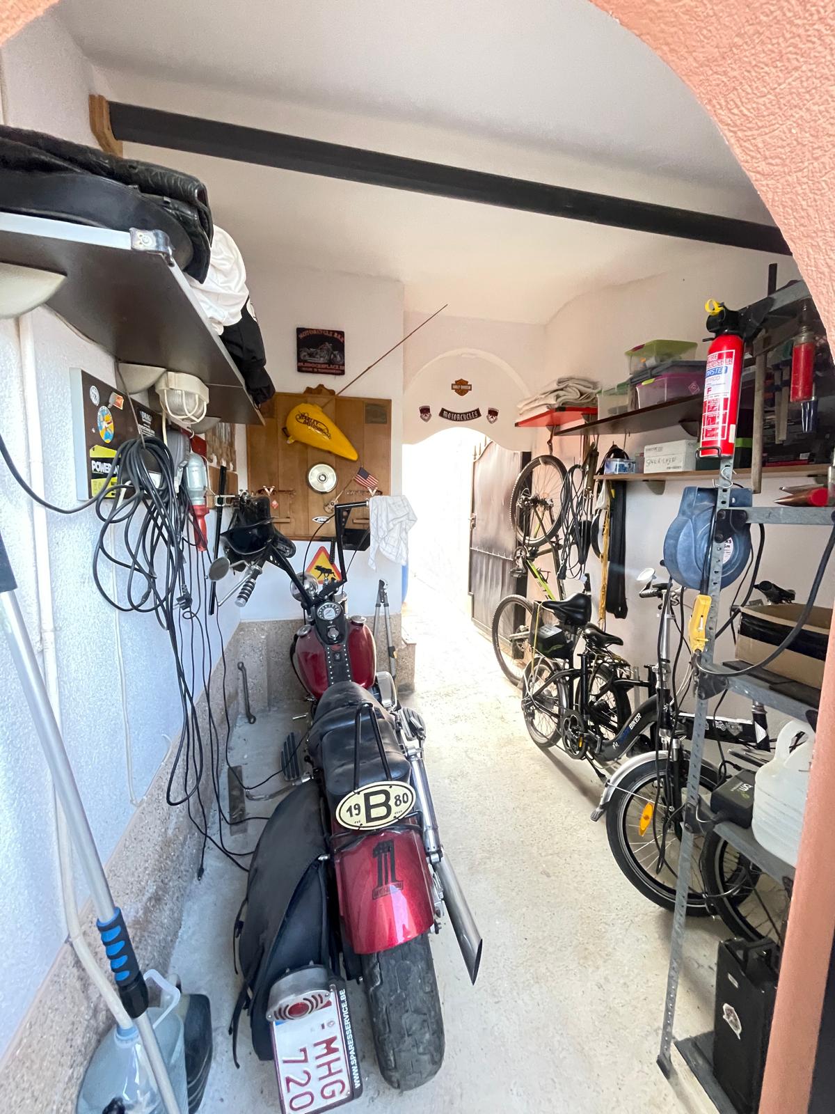 Country and Village Home in La Majada