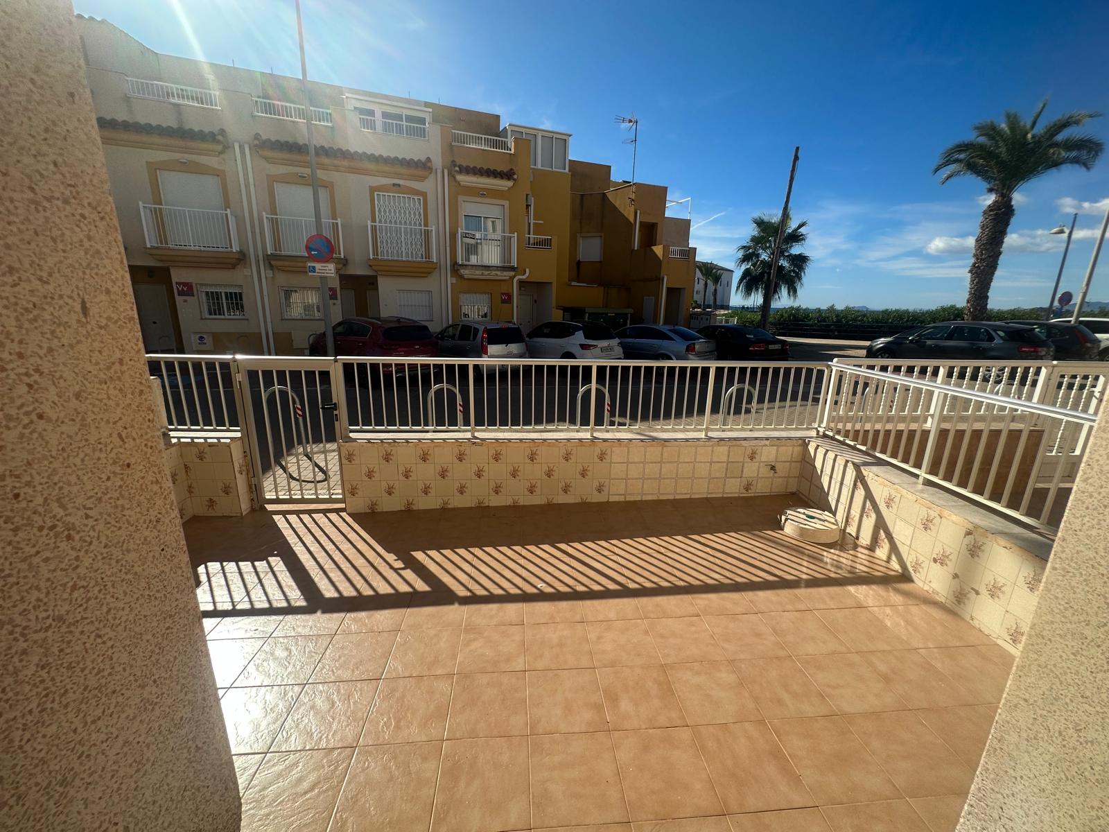 SMALL OLD HOUSE SEA FRONT ISLA PLANA