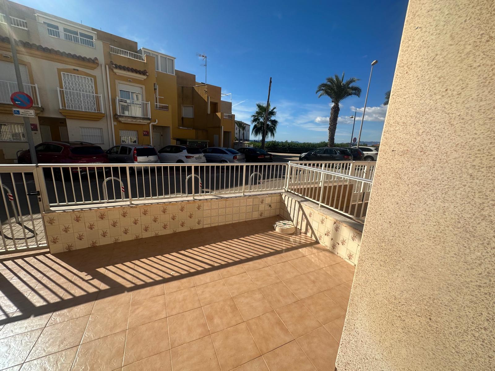 SMALL OLD HOUSE SEA FRONT ISLA PLANA