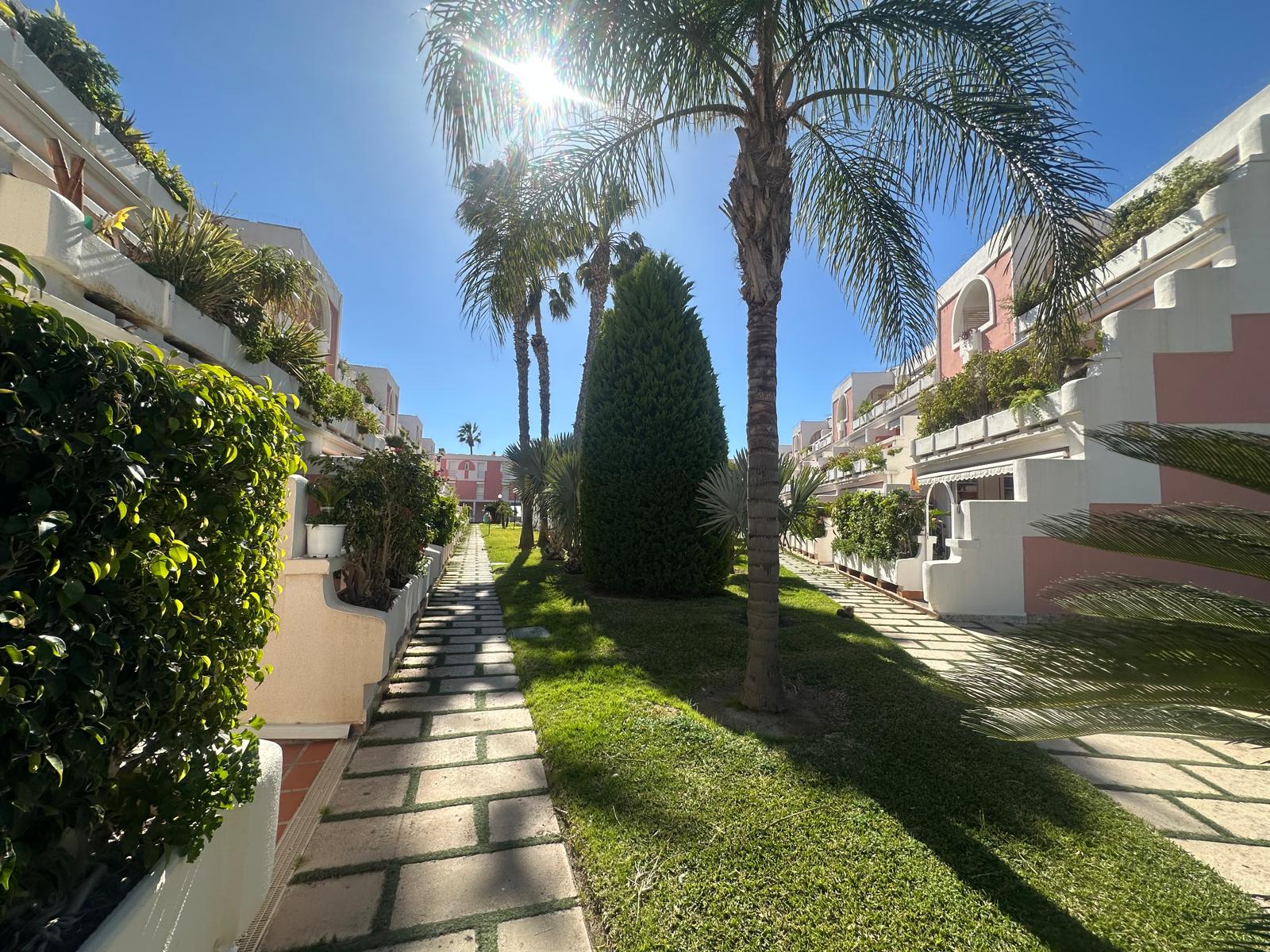 UNIQUE 1 BEDROOM APARTMENT IN LA ISLA BY THE SEA