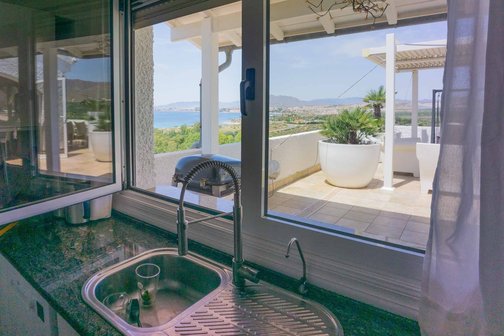 MAGNIFICENT VILLA WITH AMAIZING SEA VIEWS IN ISLA PLANA