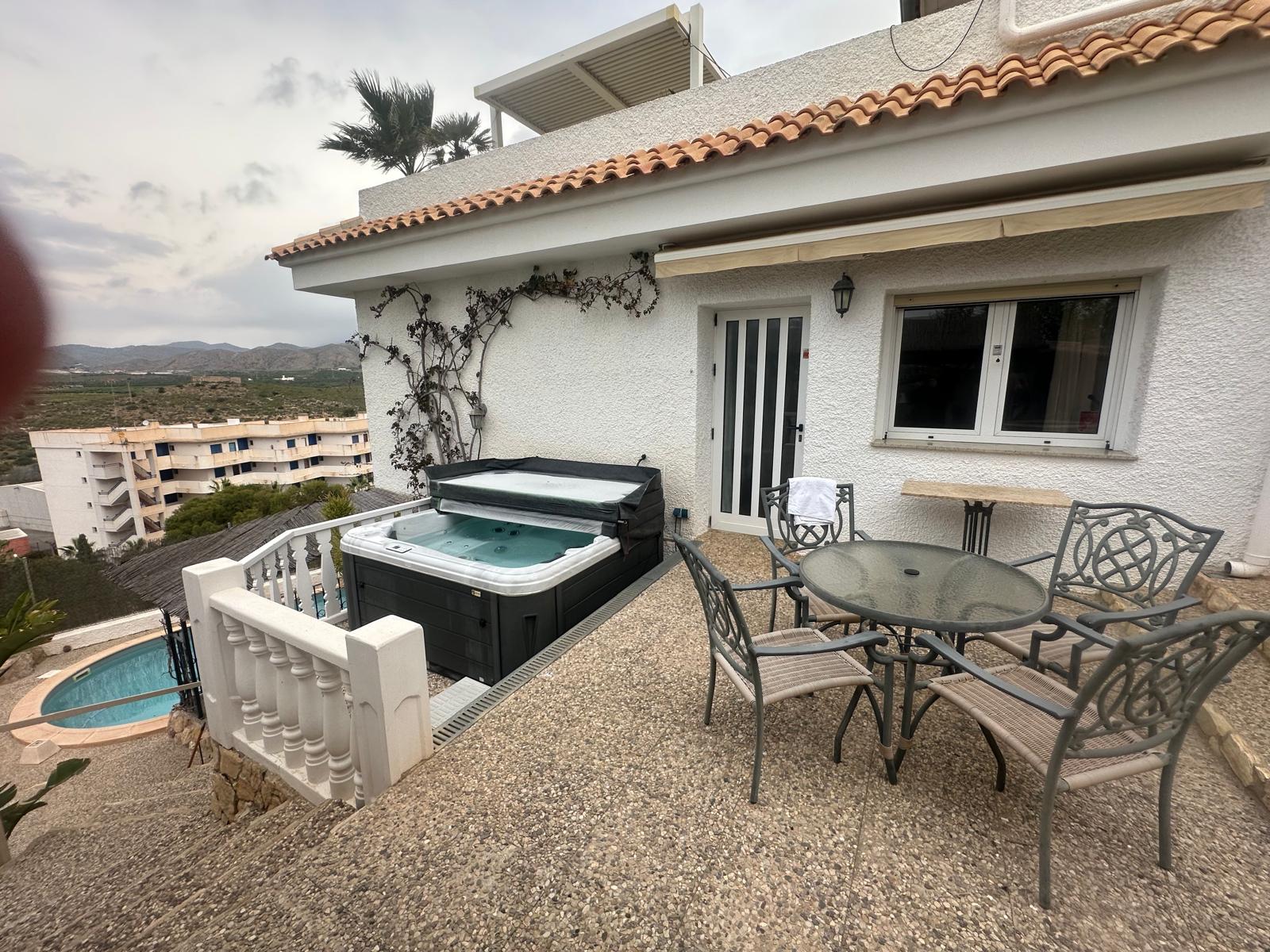 MAGNIFICENT VILLA WITH AMAIZING SEA VIEWS IN ISLA PLANA